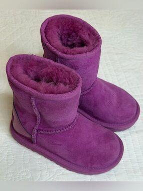 UGG Kids Classic II Boot Toddler Girls Size 9 1168610T Purple Shearling Warm